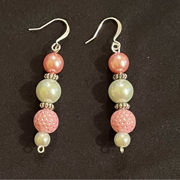 Jewelry - Silver Tone Pink & White Beaded Drop Earrings